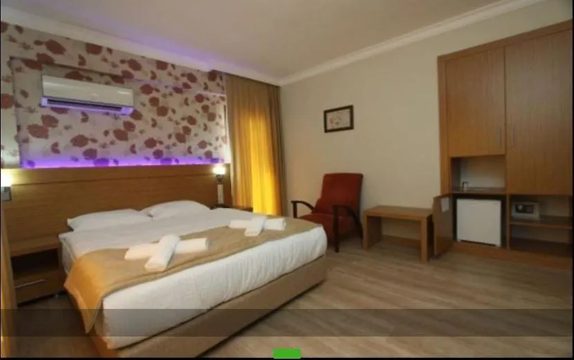 Otel Sirius Mi